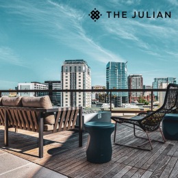 Enjoy stunning city views, no matter which seat you choose.
Our relaxing rooftop deck is the perfect spot to watch the sunset with a delicious drink in hand. 🌇
#TheJulian #SanJose #NowOpen #BayLifeLiving #SJCalifornia #SanJoseApartments #BayAreaApartments #NorCal #NorCalLiving Instagram post from @thejuliancalifornia on October 14, 2021 14:34:05pm